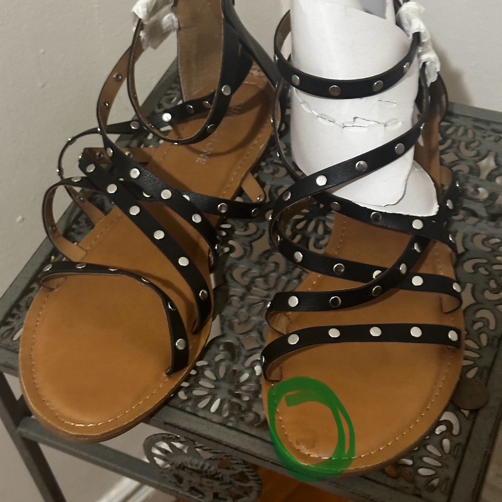 Sandal